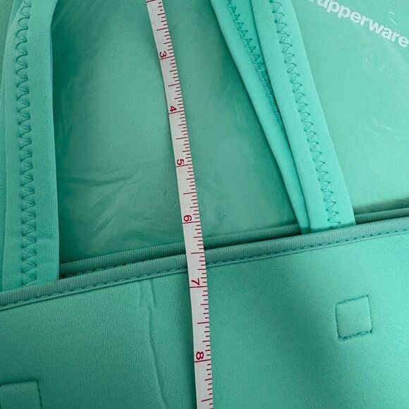NWT Tupperware Green Neoprene Tote Bag - Picture 7 of 9